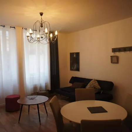 Appartshotels'De Ville Guest house Bourg-les-Valence